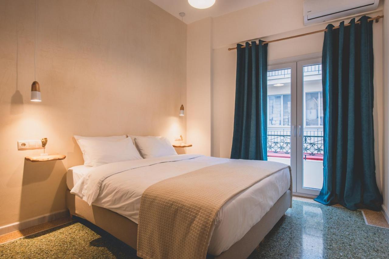 Luxury Apartment With Acropolis View Terrace And Jacuzzi In The Heart Of Athens - Living Stone Azurite Bagian luar foto